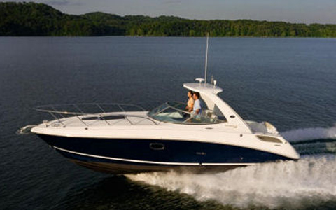 Sea Ray Boat Repairs in and near Harrison Township Michigan